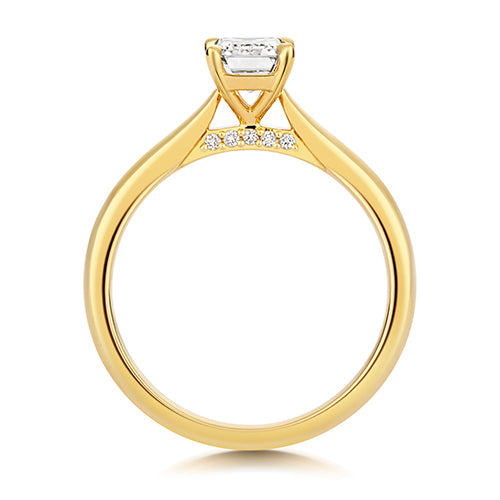 Lab Grown IGI Certified Emerald Cut Diamond Solitaire With Plain Shoulders